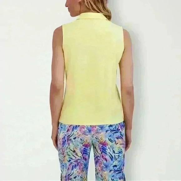 NWT💛🏓 Button Front Polo - Picture 3 of 4